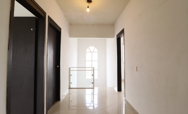 CASA EN VENTA EN MORELIA, JARDINES DEL TOREO