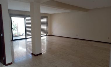 Casa en condominio en venta en Querétaro, Cumbres del Lago