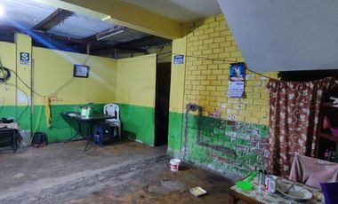 VENTANILLA VENTA DE CASA COMO TERRENO 120 M2  FRENTE A PARQUE..!!