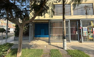 ALQUILO TIENDA COMERCIAL EN CALLE TRAPICHE CON FRESNOS SOL DE LA MOLINA