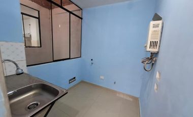 En alquiler amplio departamento frente a parque, por la Av. Sol de Naranjal, San Martín de Porres