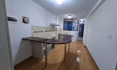 En alquiler amplio departamento frente a parque, por la Av. Sol de Naranjal, San Martín de Porres