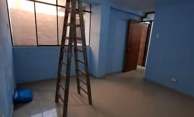 En alquiler amplio departamento frente a parque, por la Av. Sol de Naranjal, San Martín de Porres