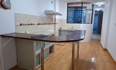 En alquiler amplio departamento frente a parque, por la Av. Sol de Naranjal, San Martín de Porres