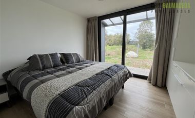 Casa en Venta en Amplia y como nueva, condominio cerrado con seguridad 24 hrs