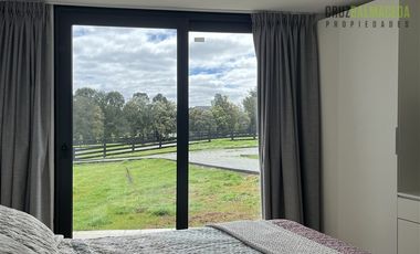 Casa en Venta en Amplia y como nueva, condominio cerrado con seguridad 24 hrs
