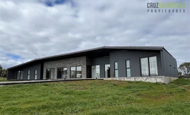 Casa en Venta en Amplia y como nueva, condominio cerrado con seguridad 24 hrs