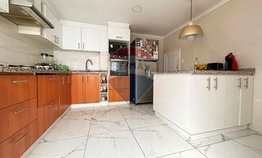 Se Vende Casa Remodelada en Providencia