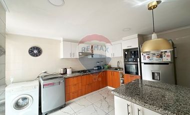 Se Vende Casa Remodelada en Providencia