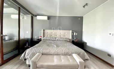 Casa en Venta en CASA EN AV CHAMISERO, COLINA