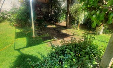 CASA SOLIDA 2 PISOS AMPLIO TERRENO