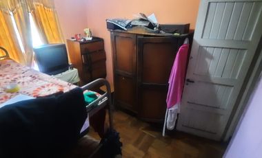 CASA SOLIDA 2 PISOS AMPLIO TERRENO