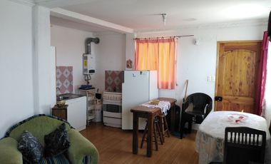 CASA AISLADA ILUMINADA 2 PISOS