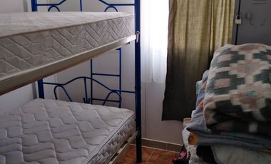 CASA AISLADA ILUMINADA 2 PISOS