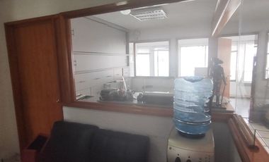 Se vende oficina de 76 m2 , en Boulevard Benito Juarez, Col. Centro en Cuernavaca, Mor.