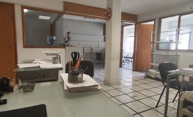 Se vende oficina de 76 m2 , en Boulevard Benito Juarez, Col. Centro en Cuernavaca, Mor.