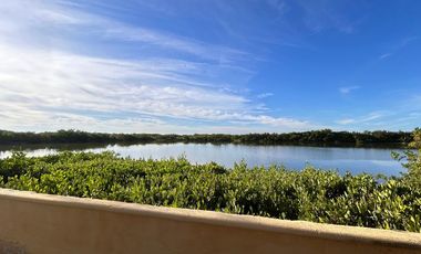 Disfruta de esta Casa en venta con vista a la laguna, flamingos y cerca de la playa  en Chabihau, Yucatan