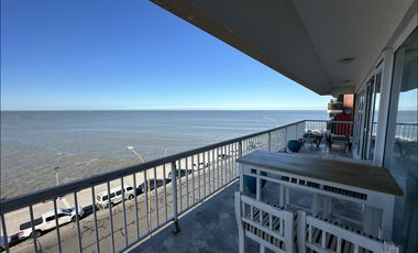 Exclusivo piso en Punta Iglesia - Primera línea al mar