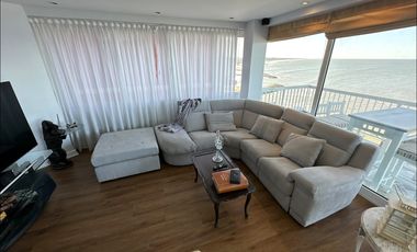 Exclusivo piso en Punta Iglesia - Primera línea al mar