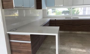 Casa en venta en Lomas de Cocoyoc, Atlatlahucan, Morelos