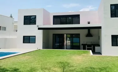 Casa en venta en Lomas de Cocoyoc, Atlatlahucan, Morelos