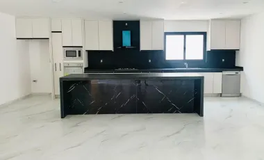 Casa en venta en Lomas de Cocoyoc, Atlatlahucan, Morelos