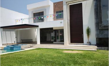 Casa en venta en Lomas de Cocoyoc, Atlatlahucan, Morelos