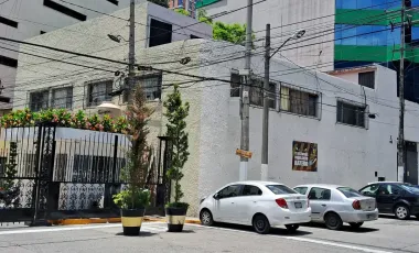 Edificio en venta en Lomas de Sotelo, Naucalpan de Juárez, México