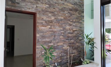 Casa en venta en Lomas de Cocoyoc, Atlatlahucan, Morelos