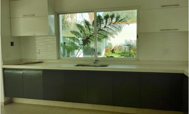 Casa en venta en Lomas de Cocoyoc, Atlatlahucan, Morelos