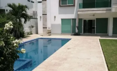 Casa en venta en Lomas de Cocoyoc, Atlatlahucan, Morelos