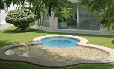 Casa en venta en Lomas de Cocoyoc, Atlatlahucan, Morelos