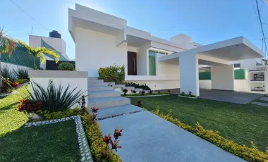 Casa en venta en Lomas de Cocoyoc, Atlatlahucan, Morelos