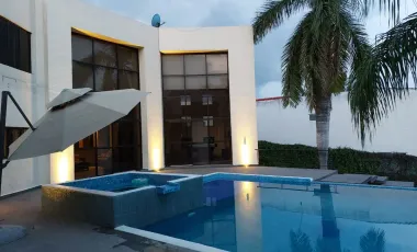 Casa en venta en Lomas de Cocoyoc, Atlatlahucan, Morelos