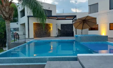 Casa en venta en Lomas de Cocoyoc, Atlatlahucan, Morelos