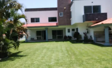 Casa en venta en Lomas de Cocoyoc, Atlatlahucan, Morelos