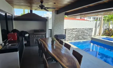 Casa en venta en Lomas de Cocoyoc, Atlatlahucan, Morelos