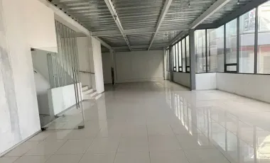Edificio en renta en Ciudad Satelite, Naucalpan de Juárez, México