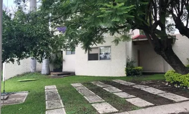 Casa en venta en Lomas de Cocoyoc, Atlatlahucan, Morelos