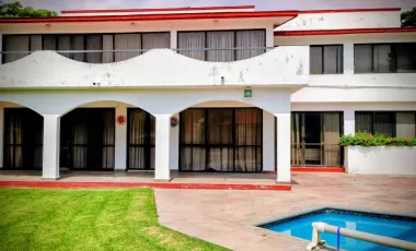 Casa en venta en Lomas de Cocoyoc, Atlatlahucan, Morelos
