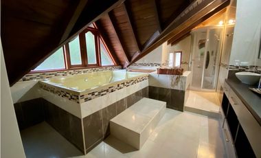 SE VENDE CASA CAMPESTRE - SECTOR LOS ABEDULES CIRCASIA