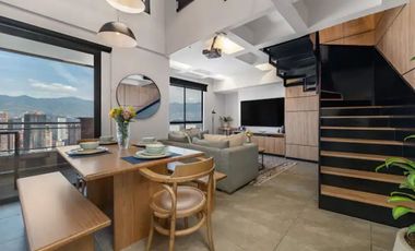 Penthouse Amoblado poblado
