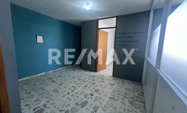 EDIFICIO DE OFICINAS Y LOCALES COMERCIALES EN VENTA CERCA DE PLAZA PUERTA LA VICTORIA, QUERÉTARO - (3)