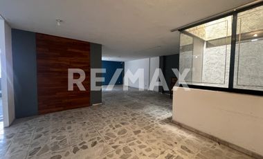 EDIFICIO DE OFICINAS Y LOCALES COMERCIALES EN VENTA CERCA DE PLAZA PUERTA LA VICTORIA, QUERÉTARO - (3)