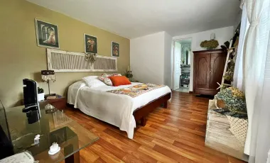 Casa finca con 5 habitaciones en marinilla