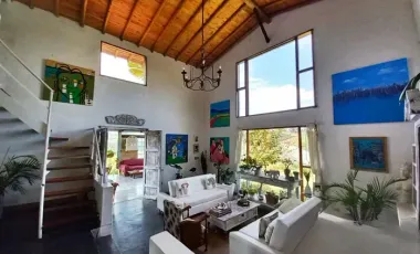 Finca en marinilla de 12.000m2 con 207m2 construidos