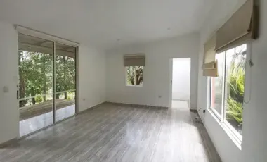 Finca en marinilla de 12.000m2 con 207m2 construidos