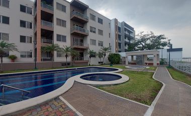 Venta de departamento en km 3.5 vía a Samborondón
