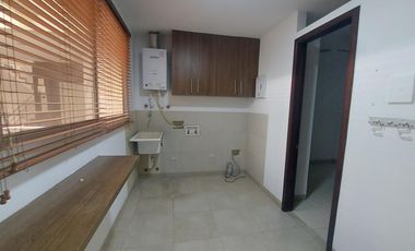 Venta de departamento en km 3.5 vía a Samborondón