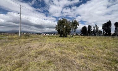 TERRENO EN VENTA EN URB. BUSINESS CENTER, RIOBAMBA
